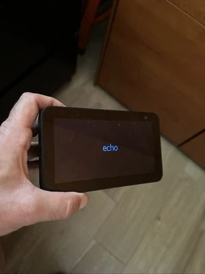 Alexa Echo Show 5 (2ª Generazione) - Immagine 1 di 4