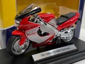 1:18 Yamaha YZF 1000R Thunder 2001 Welly Legendary bikes Diecast Bike Motorcycle - Picture 1 of 6