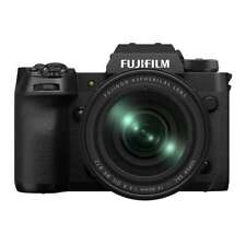 Fujifilm X-H2 with XF 16-80mm F4 R OIS WR Lens