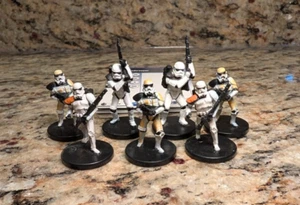 WOTC Star Wars Miniatures - Sandtrooper Army Set - 7 Figures w/ Cards - Picture 1 of 2