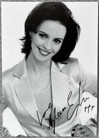 Sheena Easton Signed 4.25x6 Promo Photo - Collectible Cover