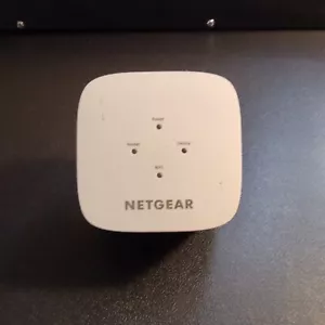NETGEAR EX2800 AZNA WiFi Range Extender - White - Picture 1 of 7