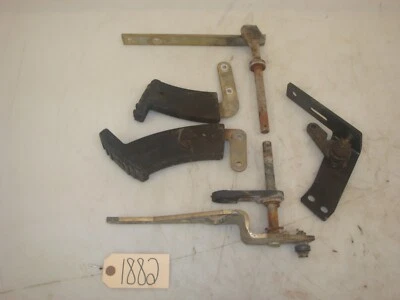 2001 John Deere 2500 Diesel Greens Mower Forward & Reverse Pedals & Linkage - Image 1 of 4