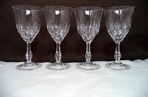 Vintage Cut Glass Wine Glasses Set of 4 - Picture 1 of 6