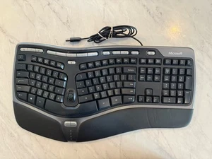Microsoft Natural Ergonomic Keyboard 4000 v1.0 KU-0462 Black Wired USB Tested - Picture 1 of 6