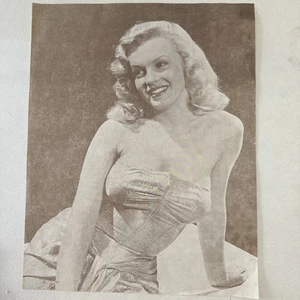 1947 MARILYN MONROE PINUP 11x14 estampado sin tirantes vestido tetona rubio - Imagen 1 de 6