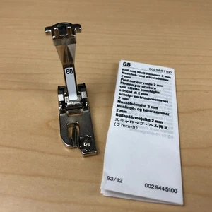 Piede originale Bernina 2 mm rotolo e guscio #68 - vecchio stile - Foto 1 di 6