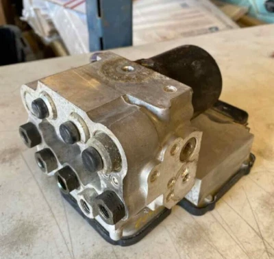 1999-2001 Ford F-150 ABS Anti Lock Brake Pump Assembly EXC XL14-2C346-AD - Image 1 of 4