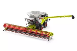 Marge Models CLAAS Lexion 8900 TT MY23 + Convio 1380 1:32 Scale Model Combine - Picture 1 of 6
