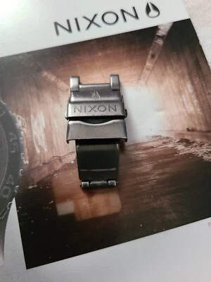 Pulsera Nixon The 42-20 Gunmet Color Reloj Hebilla Despliegue Banda Cierre.Usada. Foto 1 de 4