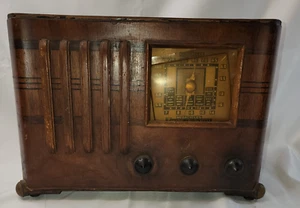 "RAR" Vintage Emerson Röhrenradio Modell CS-320 Holzgehäuse - ungetestet wie besehen - Bild 1 von 5