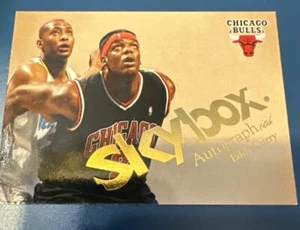 2003-04 Skybox Autographics - #24 Eddy Curry - Bild 1 von 2