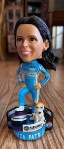 2017 Texas Motor Speedway ~ Danica Patrick ~ Gedenk-Wackelkopf ~ NEU im Karton - Bild 1 von 8
