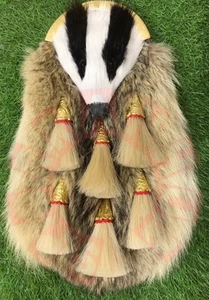 Scottish Argyll Sutherland&Highlanders Officers Badger Head Dress Kilt Sporran - Picture 1 of 5