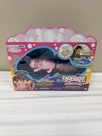 Fingerlings Baby Axolotl Alix Inflatable Pool Set Playset Pink