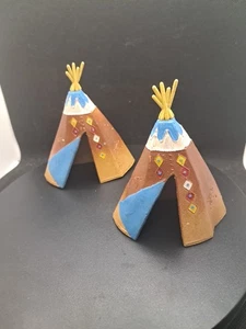 MADE IN HONG KONG FOR BRITAINS WILD WEST SMALL INDian Wigwams X2  Lot #2 - Picture 1 of 3