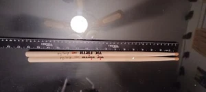 1 Pair 2 Stick Vic Firth Buddy Rich White Signature drumsticks Good used Vintage - Picture 1 of 2