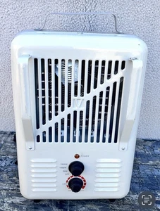 Intertek 1500w Watt Portable Space Heater LH-875A - Picture 1 of 11