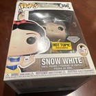 Funko Pop! Vinyl: Disney - Snow White - (Glitter) - Hot Topic (Exclusive) #350