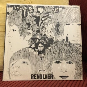 THE BEATLES - REVOLVER 1969 Vinyl LP Album ST-2576 England Capitol Records - Picture 1 of 12