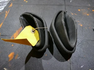 BMW R80RT Fork to Fairing Rubber Boots - Picture 1 of 2
