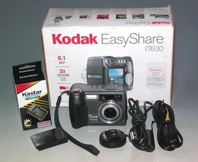 Kodak EasyShare DX7630 6.1MP Digital Camera #2555 - Image 1 of 4