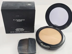 MAC STUDIO WATERWEIGHT POWDER / PRESSED Medium Golden 15g .50 OZ NEW IN BOX - Picture 1 of 3