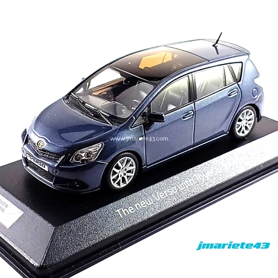 Toyota New Verso 1:43 Minichamps - Immagine 1 di 4