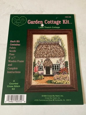 Kit de punto de cruz 'Little Thatched Cottage' de colección con marco de 5x7"" hilo dental Aida" Foto 1 de 4