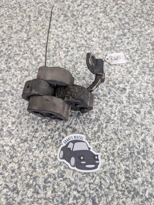 Bujes de suspensión de montaje de soporte de tubo medio de escape OEM para Mazda Miata 90-97 NA Foto 1 de 2