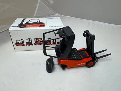 NIB Conrad 2985 Linde E25 Forklift Truck Gabelstapler Red/Black 1:25 Diecast - Image 1 of 4