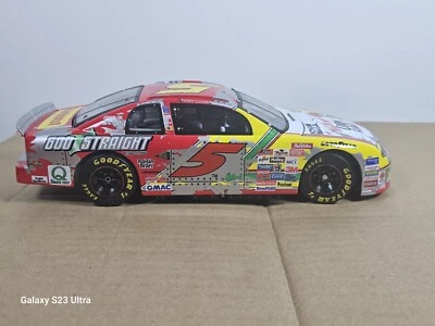 Chevy Monte Carlo 1998 Revell Terry Labonte #5 Kellogg's Iron Man escala 1:18 Foto 1 de 4