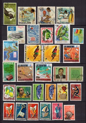 République de Guinée un lot varié de 50 timbres oblitérés /TE1257 - Photo 1/2