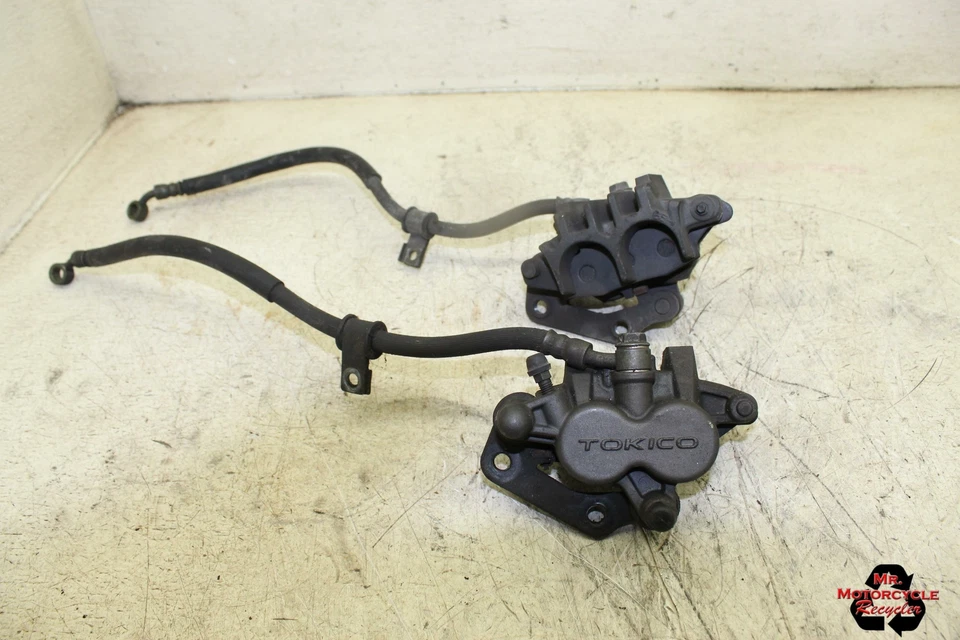 Juego de pinzas de freno delanteras derecha izquierda Suzuki Katana 750 2006 par de pinzas O5 Foto 1 de 4