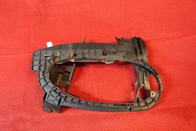 02-08 宝马 745 750 760 E65 E66 前右乘客门把手支架 — 第 1/4 张图片