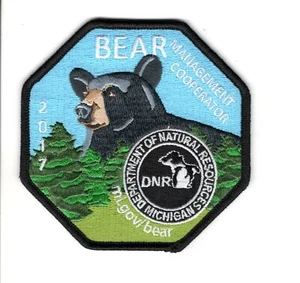 2017 MICHIGAN DNR SUCCESSFUL BEAR HUNTER PATCH -BEAR-TURKEY-ELK-MOOSE-FISHING - Picture 1 of 1