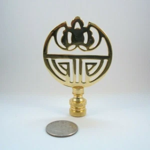 LÁMPARA FINAL Símbolo Art Deco Brillante Pulido Enchapado en Oro Escudo de latón GD104 - Imagen 1 de 2