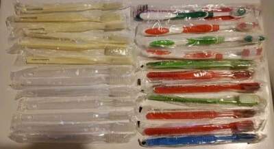 Lote de 25 cepillos de dientes de viaje (ideales para viajes y gimnasio) juego de cepillos de dientes sellados Foto 1 de 4