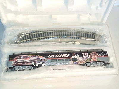 Bachmann Peter Brock 1979 Domecar. New condition by Hawthorn Village series. HO. - Image 1 of 4