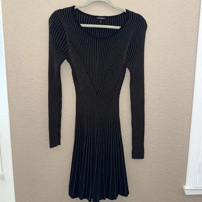 Vestido suéter Express negro verde a rayas manga larga tejido para mujer talla Xs Foto 1 de 2