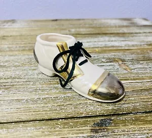 Vintage Dress Shoe Planter Ceramic White And Gold Made In Taiwan Kitschy ￼ - Picture 1 of 4