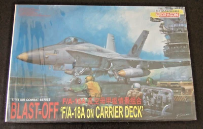 SHANGHAI DRAGON BLAST-OFF 'F/A-18A on CARRIER DECK  1:144 AIR COMBAT SERIES 4003 - Image 1 of 4
