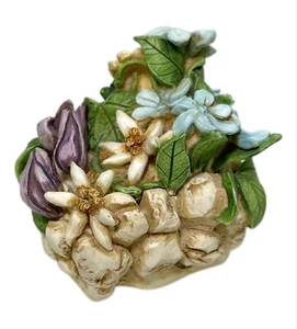 Harmony Kingdom Garden Alpine Flower 1st Ed Ski Ladybug Trinket Box Figurine - Picture 1 of 10