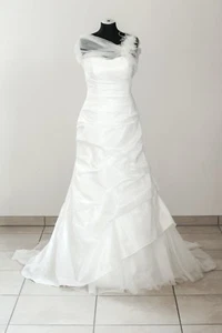 Très Chic Brautkleid 'BR6143 II' Taft mit Schleppe Tüll creme Gr. 38/40 - Bild 1 von 4