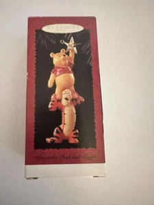 Hallmark Winnie The Pooh and Tigger 1995 ornamento - Imagen 1 de 2