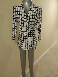 Neu mit Etikett Madison Umhängetasche Bluse schwarz & weiß Medium LS Damen - Bild 1 von 1