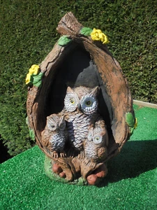 Little Owl Family concrete garden ornament - Picture 1 of 4