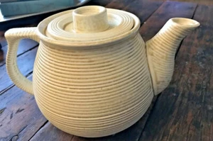 Tetera vintage de cerámica bronceada/crema hecha en Japón - Imagen 1 de 8