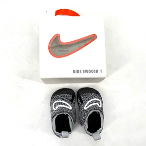 Nike Talla 3C Swoosh 1 Negro/Blanco Gris Lobo Logo Flyknit Zapato Infantil FB3244-001 - Imagen 1 de 11
