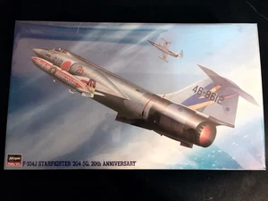 Hasegawa F-104J Starfighter "204 SQ. 20th Anniversary" Modellbausatz im Maßstab 1:32 (080 - Bild 1 von 7